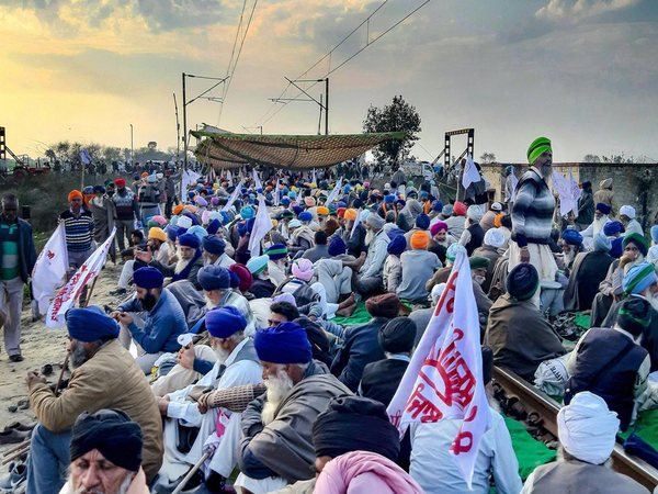 farmers protesting in punjab